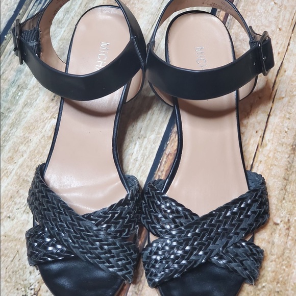 Michael Kors shoes size 7.5 - Picture 5 of 6